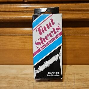 Taut Sheets Bed Sheet Holder - Black and White